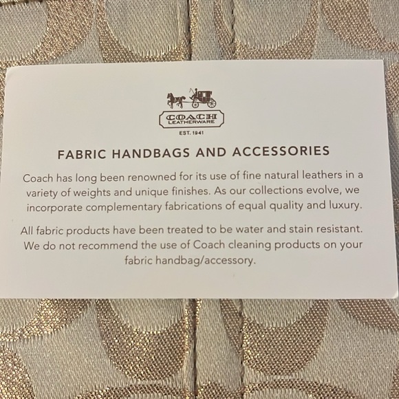 Coach NWT Signature “C” logo wristlet rose gold - Picture 6 of 7